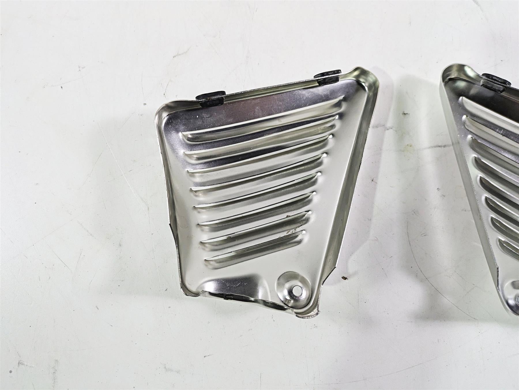 2006 Harley VRSCR Street V-Rod Silver Neck Cover fairing Set 66155-03 66156-03 {{ shop.shopifyCountryName }} - Mototech271
