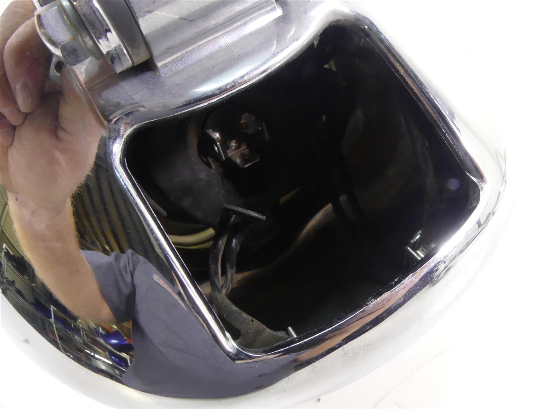 2003 Honda VTX1800R Headlight Head Light Lamp & Chrome Housing Set 33120-MEA-671 {{ shop.shopifyCountryName }} - Mototech271