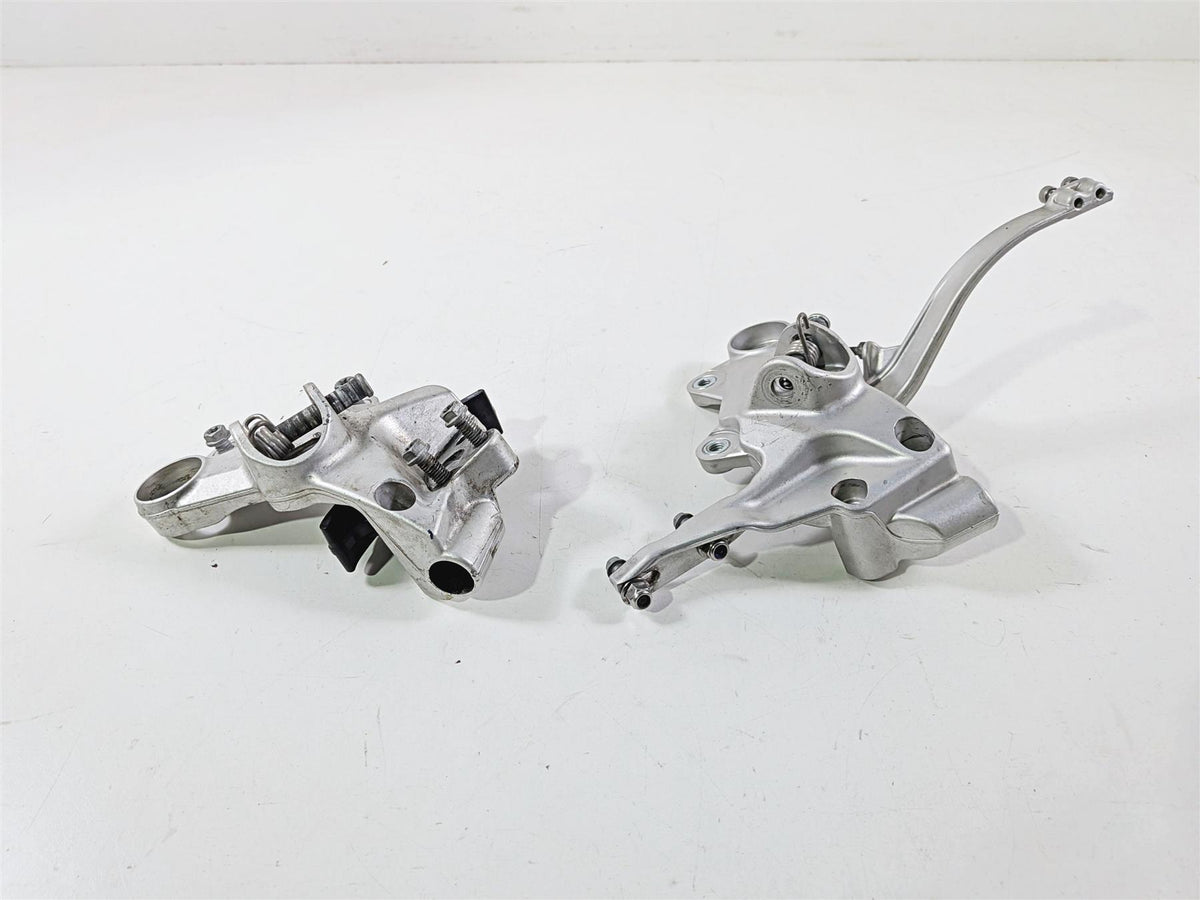 2018 Husqvarna 701 Supermoto Front Foot Peg Mount Set 76503039200 76503038000-Mototech271