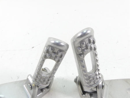 2021 Honda CBR600RR Rear Passenger Pillion Footpeg Foot Peg Set 50750-MFJ-D00 {{ shop.shopifyCountryName }} - Mototech271
