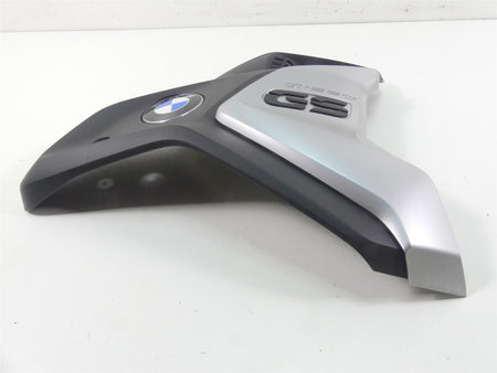 2019 BMW R1250GS K50 Right Side Intake Fairing & Emblem 46638556656 46638392882 {{ shop.shopifyCountryName }} - Mototech271