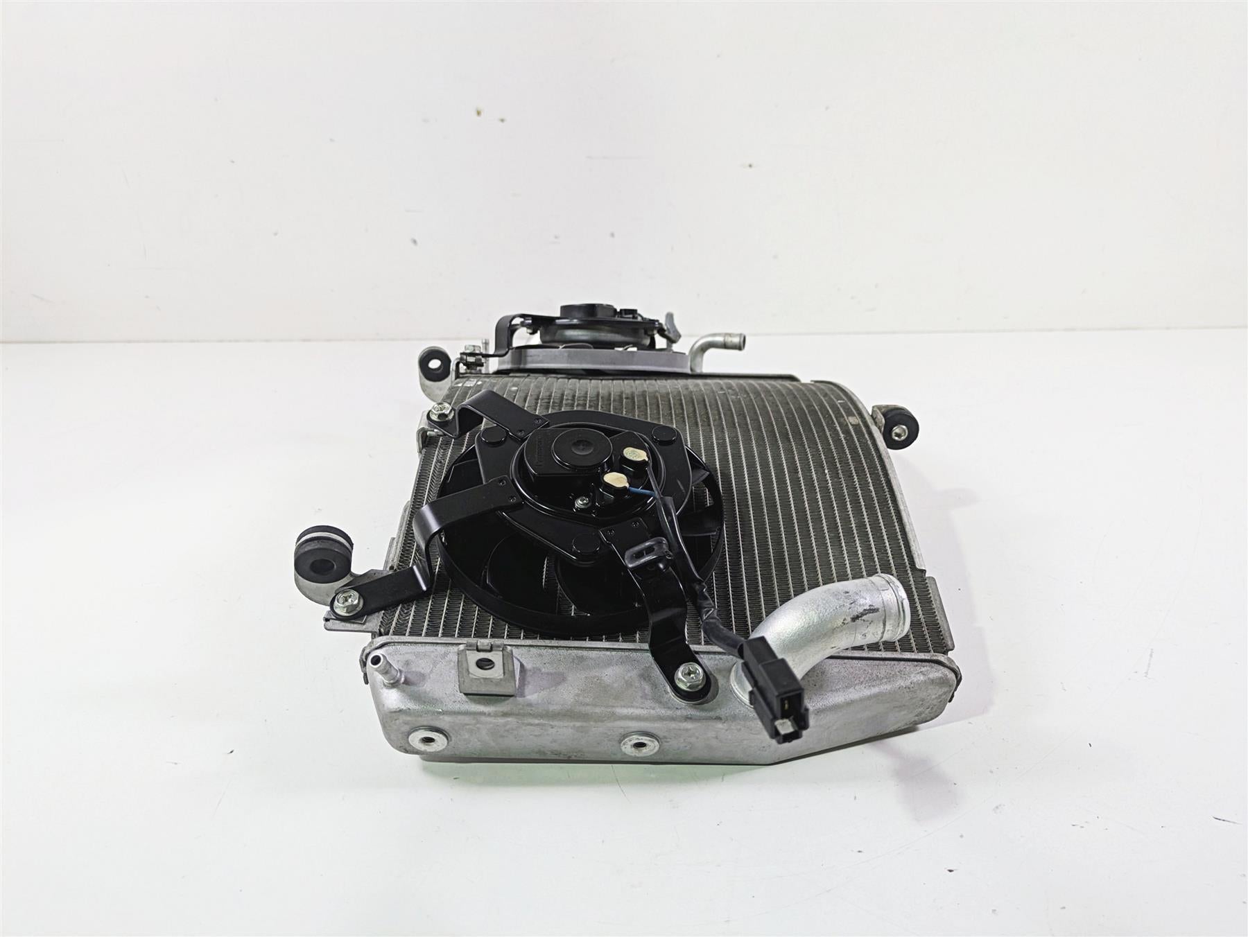 2014 Yamaha YZFR1 R1 RN22 Radiator Fan Reservoir Hoses Set 14B-12461-00-00 {{ shop.shopifyCountryName }} - Mototech271