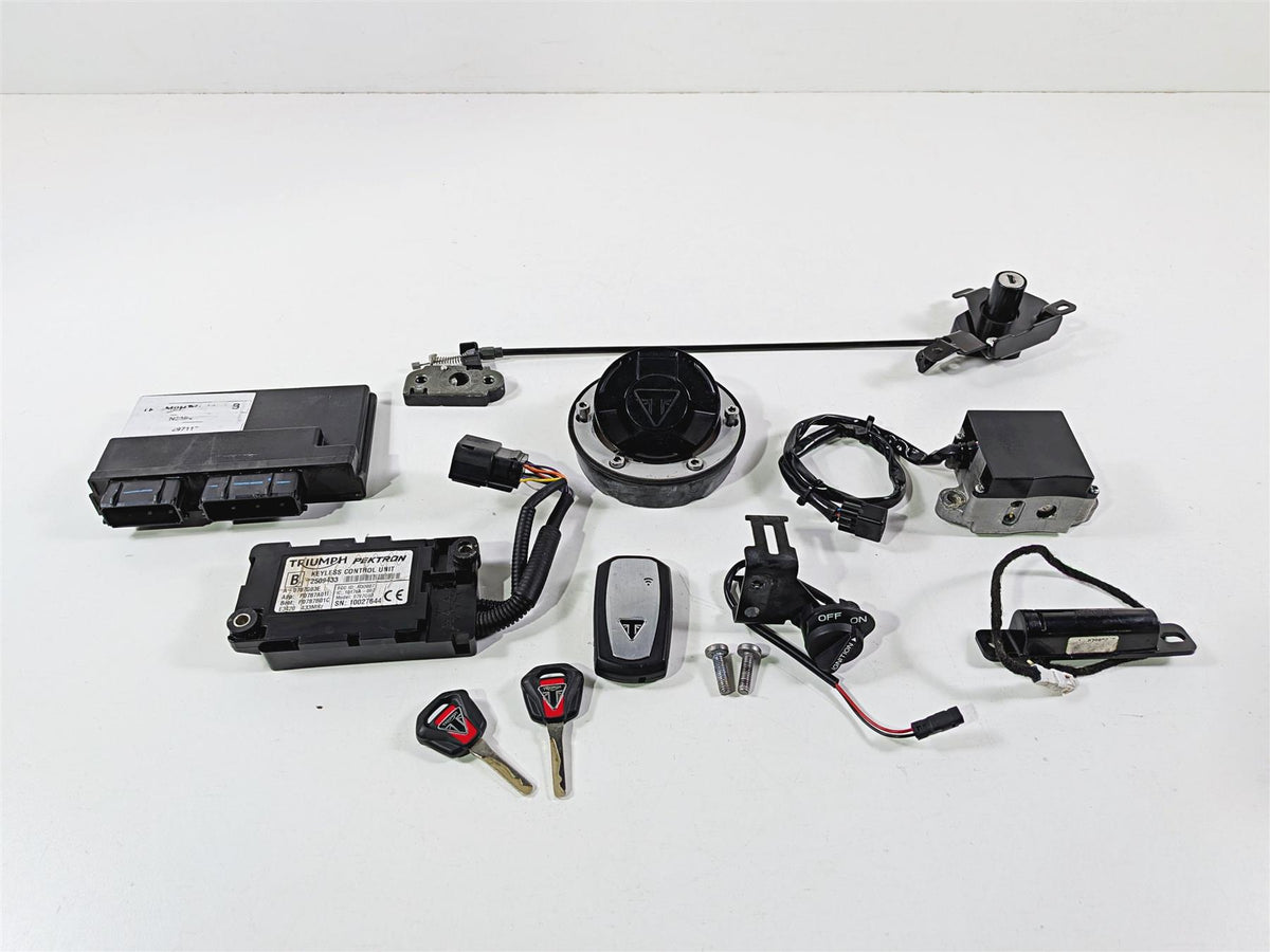 2019 Triumph Speed Triple RS 1050 Ignition Switch Cdi Immobilizer Fob T2502580 {{ shop.shopifyCountryName }} - Mototech271