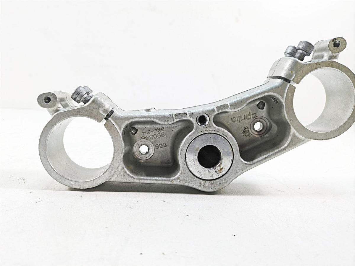2021 Aprilia RS660 Lower Triple Tree Steering Clamp 53mm 2B005255 {{ shop.shopifyCountryName }} - Mototech271