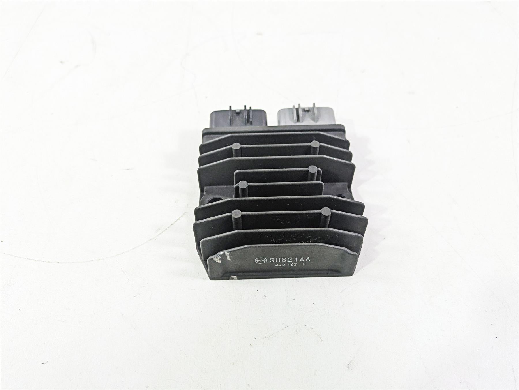 2015 Ducati Hypermotard 821 SP Rectifier Voltage Regulator SH821AA 54040321A {{ shop.shopifyCountryName }} - Mototech271