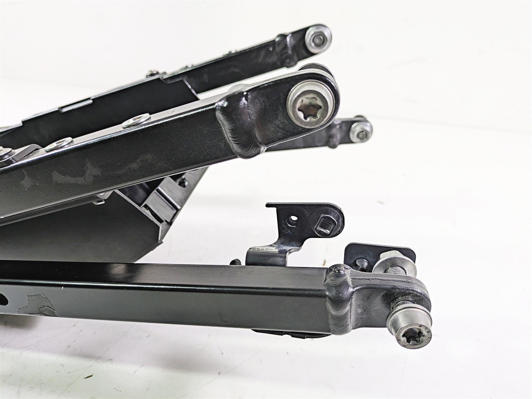 2016 BMW S1000RR K46 Rear Subframe & Inner Fender 46518550381 46628534196 {{ shop.shopifyCountryName }} - Mototech271