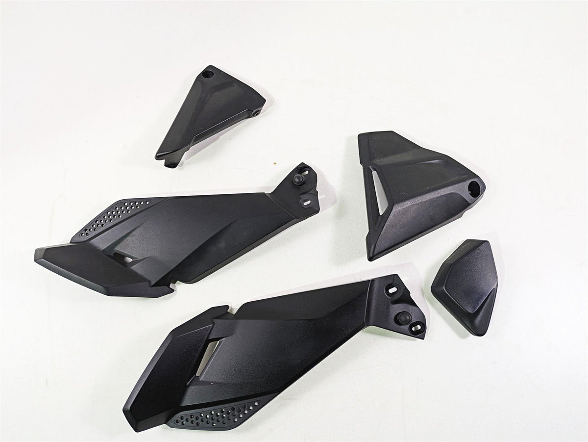 2017 BMW R1200 GS K50 Plastic Frame Infill Set 46638556637 46638556638 {{ shop.shopifyCountryName }} - Mototech271