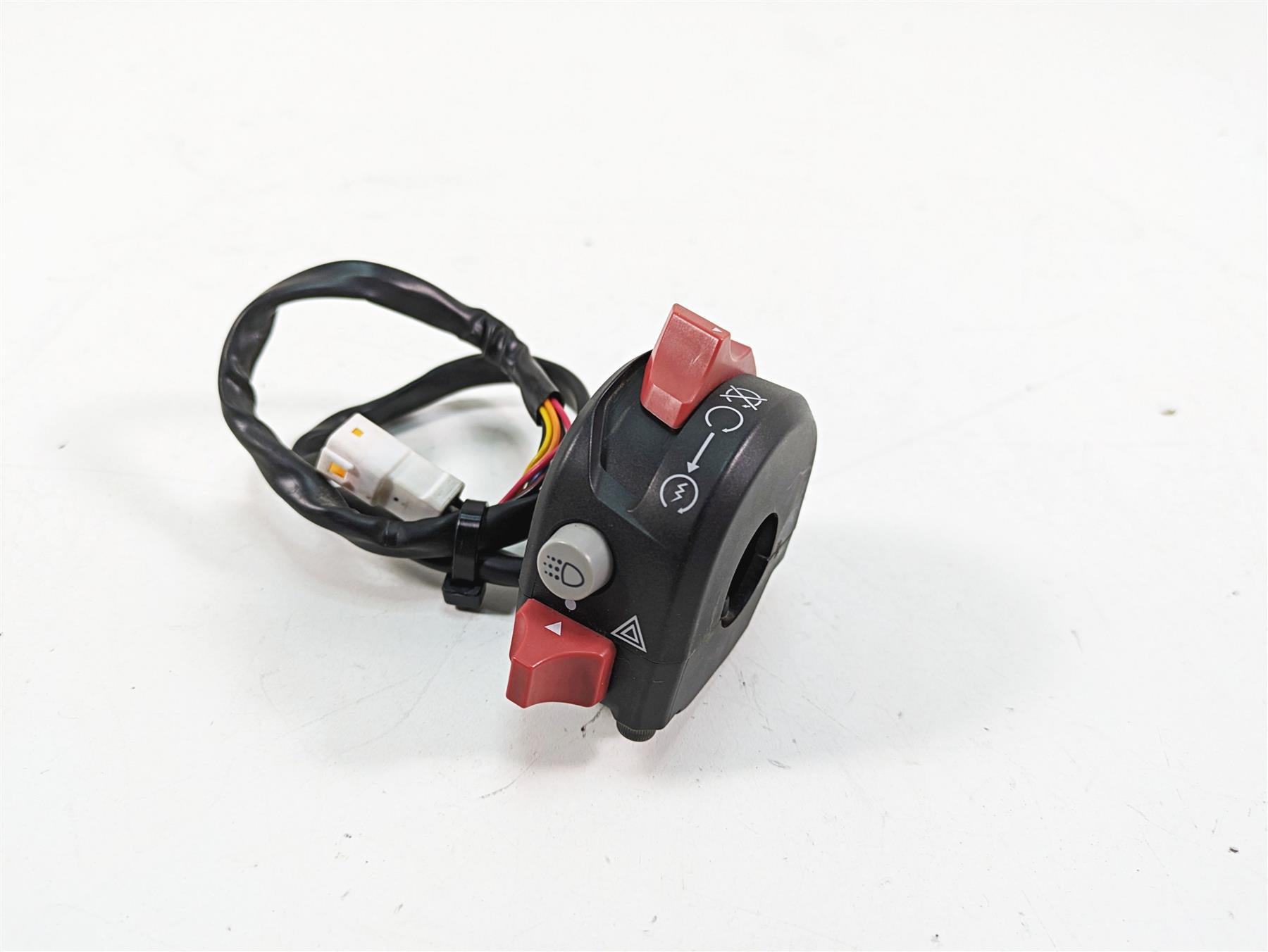 2020 Ducati Hypermotard 950 SP Right Hand Start Stop Control Switch 65010283B {{ shop.shopifyCountryName }} - Mototech271