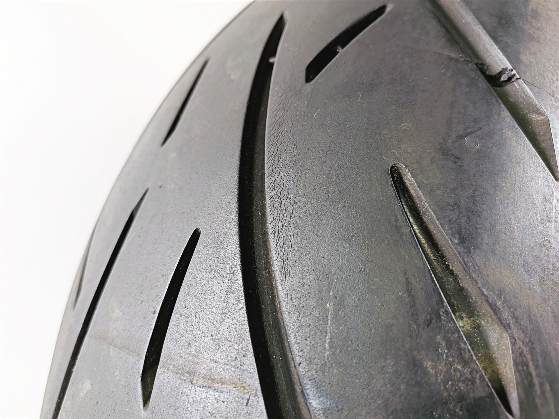 Used Rear Motorcycle Tire Metzler Cruisetec 180/60R16 3577700-Mototech271