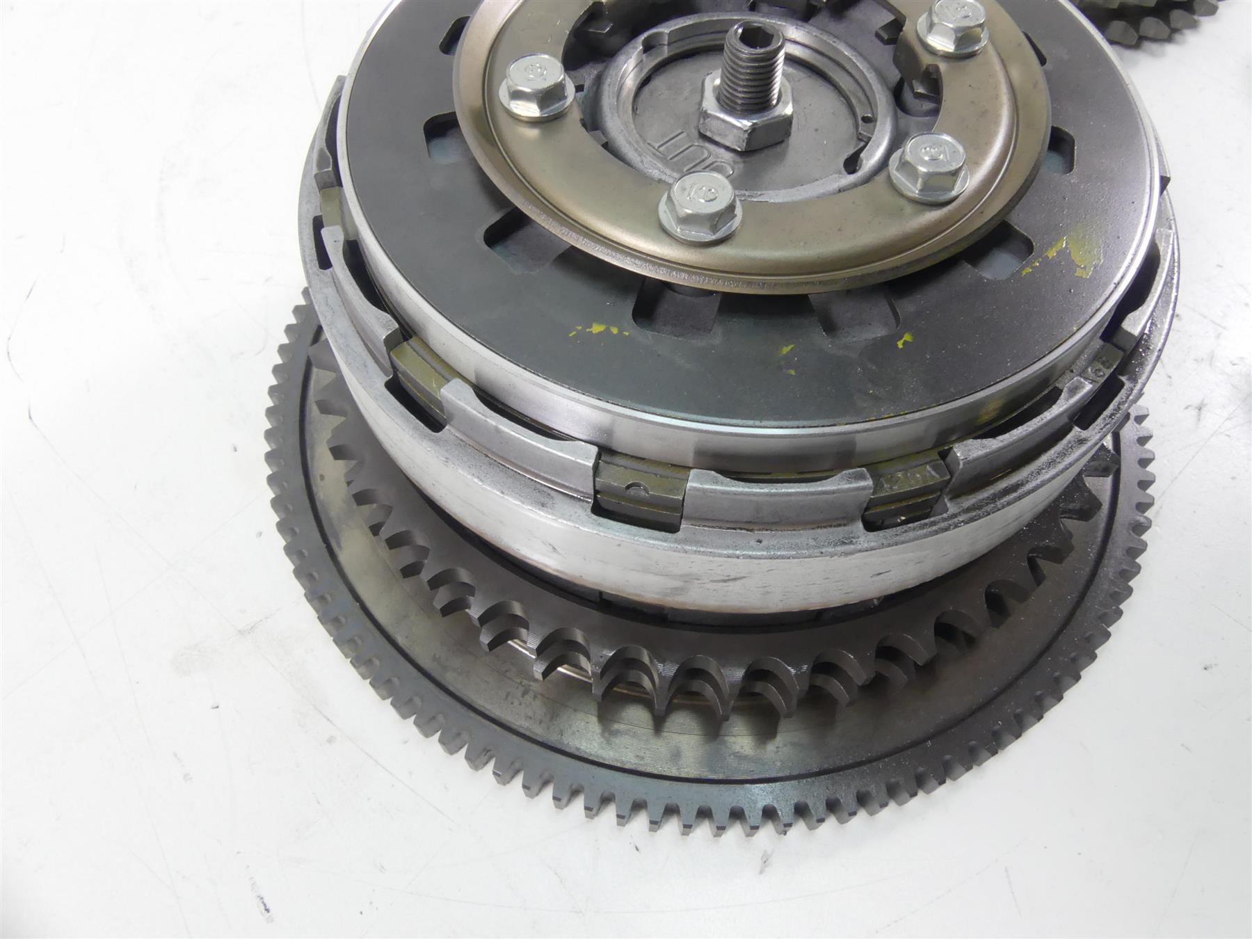 2013 Harley Touring FLHTK Electra Glide Primary Drive Clutch Kit 37816-11 {{ shop.shopifyCountryName }} - Mototech271