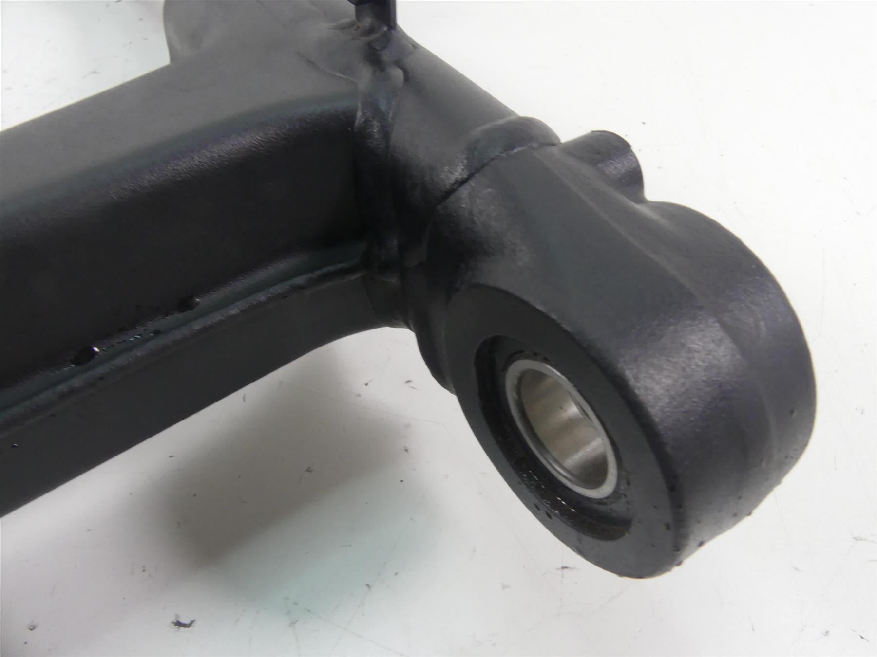 2018 Indian Scout Sixty Rear Swingarm Swing Arm & Axle 1824356 {{ shop.shopifyCountryName }} - Mototech271