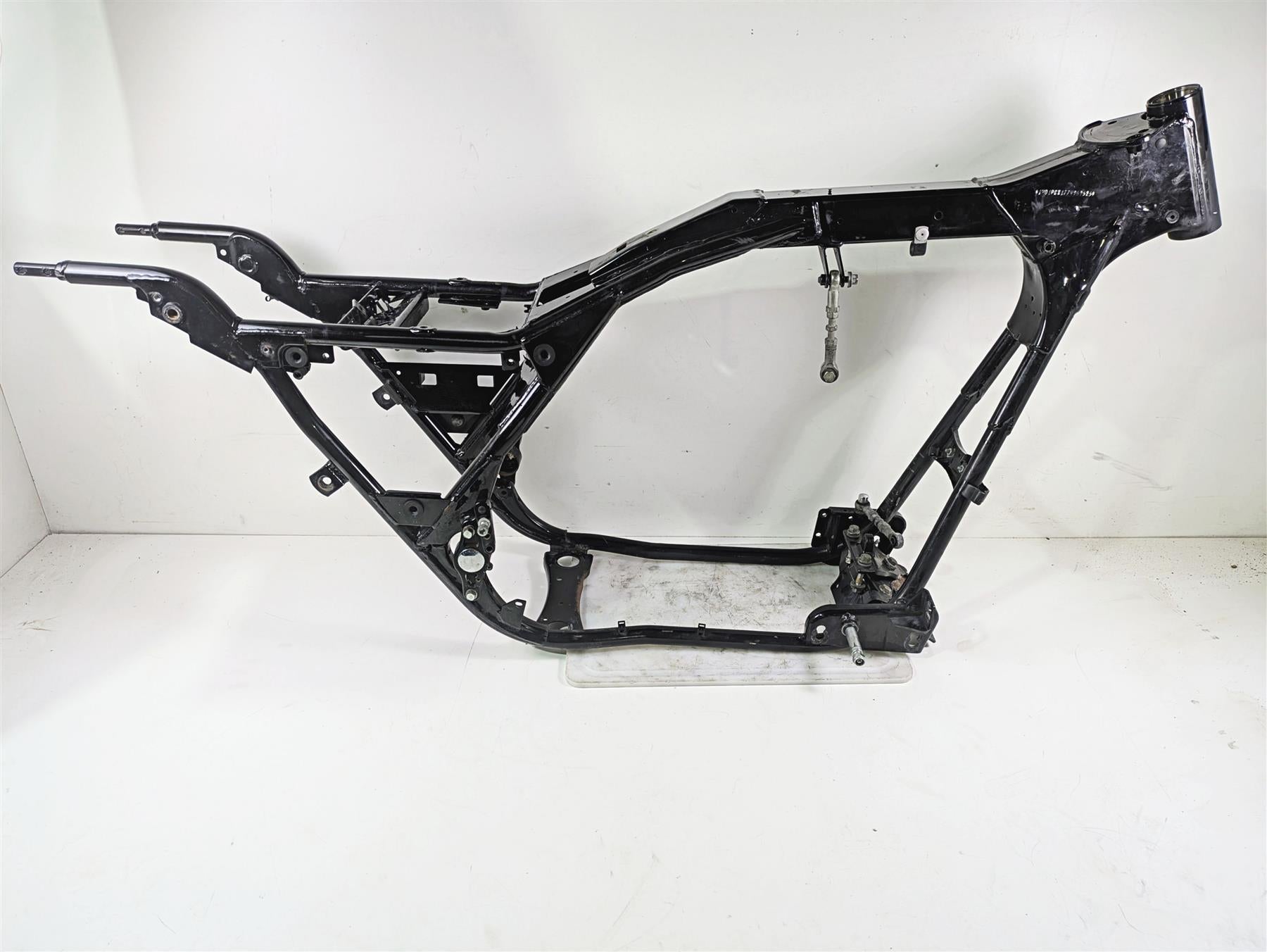 2007 Harley Touring FLHRSE CVO Road King Straight Main Frame Chassis 47900-07 {{ shop.shopifyCountryName }} - Mototech271