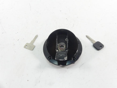 2007 Victory Vegas Jackpot Fuel Gas Petrol Tank Cap Lid & 2 Keys 4011080 4012376 | Mototech271