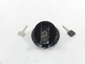2007 Victory Vegas Jackpot Fuel Gas Petrol Tank Cap Lid & 2 Keys 4011080 4012376 | Mototech271