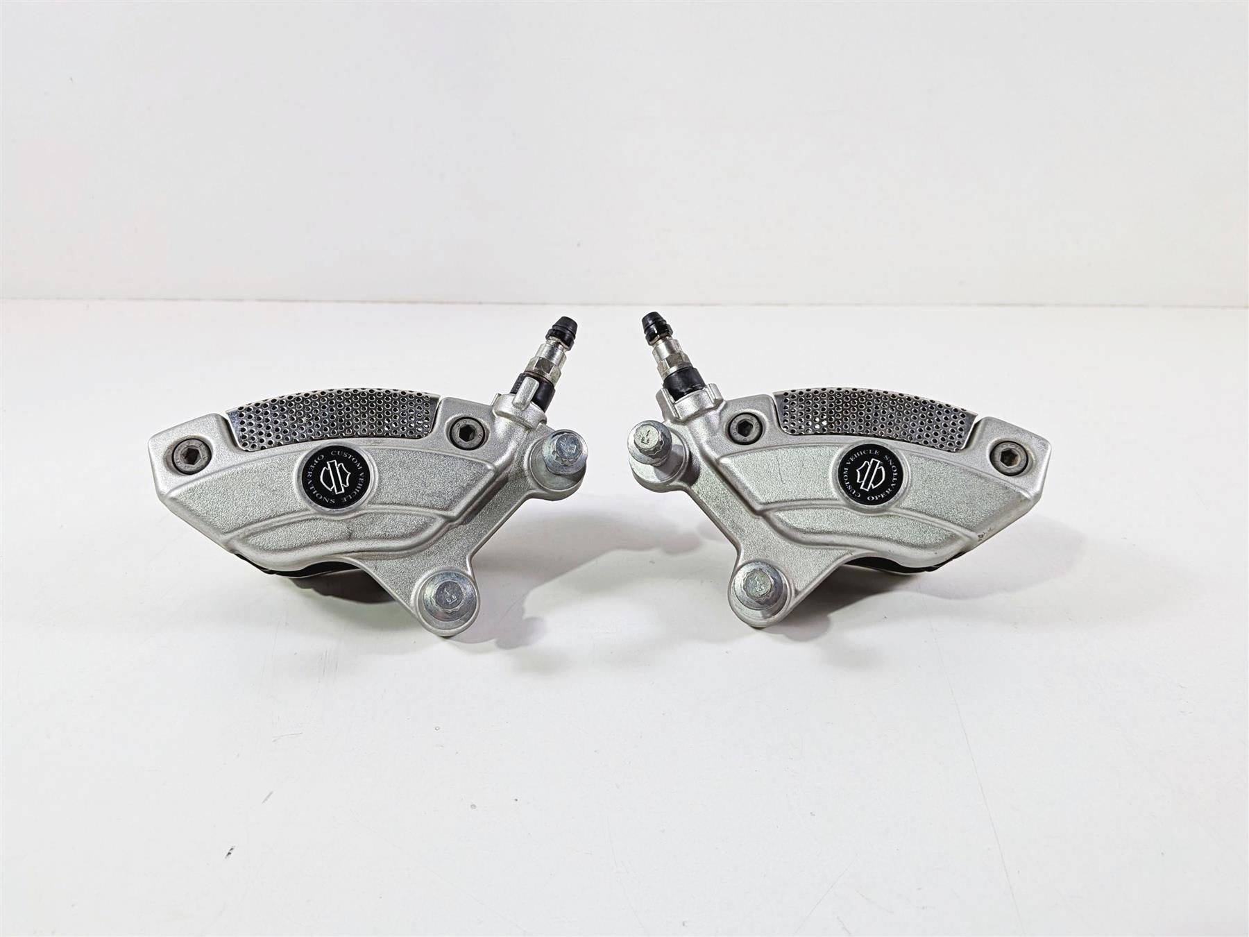 2011 Harley Touring FLHTCU CVO Electra Glide Front Brake Caliper Set 42938-08-Mototech271