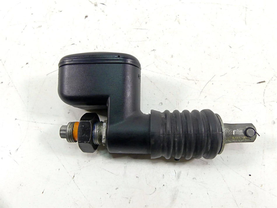 2013 Harley Softail FLSTFB Fat Boy Lo Rear Brake Master Cylinder 41767-05E {{ shop.shopifyCountryName }} - Mototech271