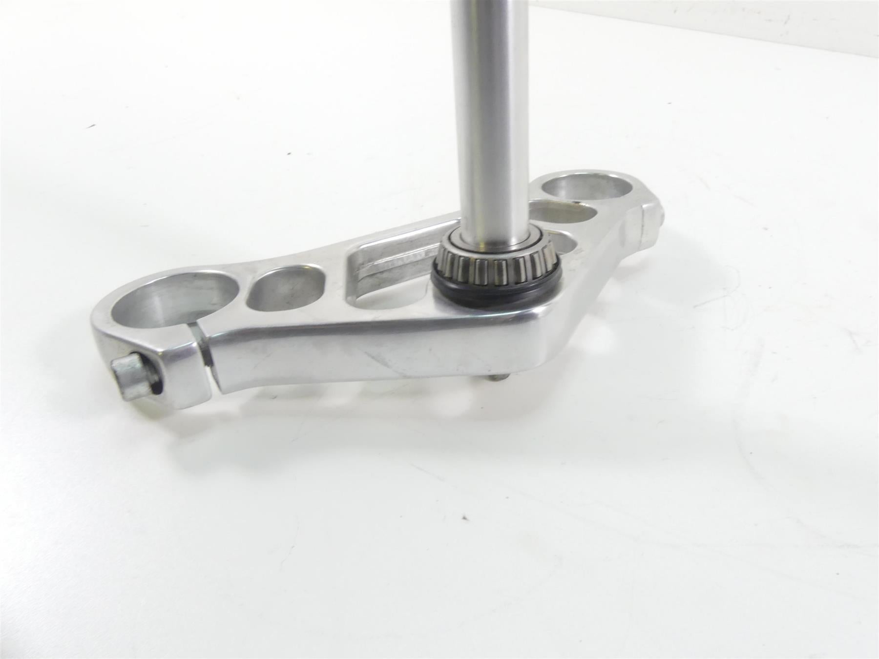 2006 Harley VRSCD Night Rod Lower Triple Tree Steering Clamp 49mm -Read 46788-06 {{ shop.shopifyCountryName }} - Mototech271