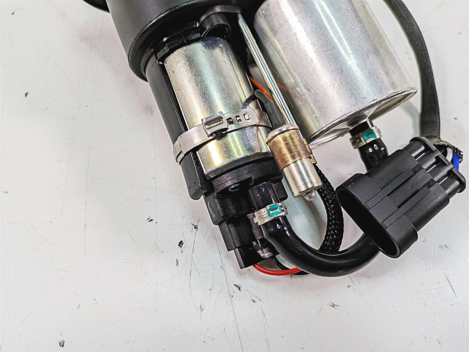 2020 Aprilia Tuono V4 Factory Fuel Gas Petrol Pump 776miles only B043925 {{ shop.shopifyCountryName }} - Mototech271