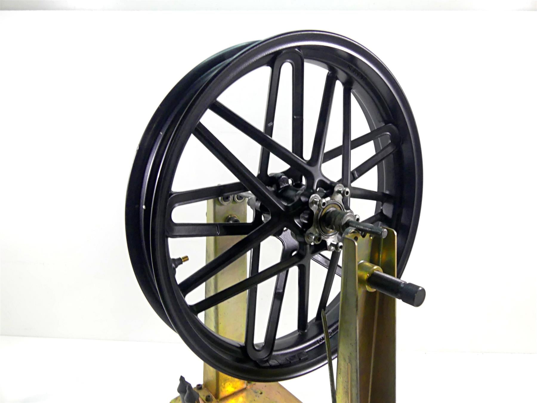 2017 Harley XL1200 CX Sportster Roadster Straight 19x3 Front Wheel Rim 43300416 {{ shop.shopifyCountryName }} - Mototech271
