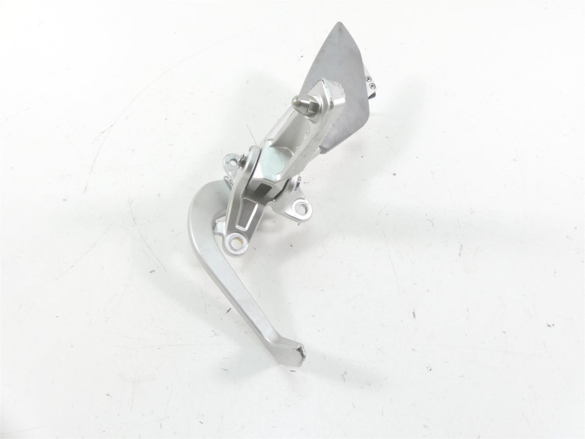 2009 BMW K1300 S K40 Right Footpeg Foot Peg& Brake Ped 46717660154 {{ shop.shopifyCountryName }} - Mototech271