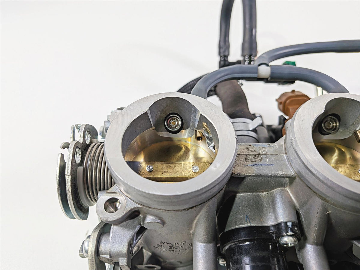 2024 Suzuki GSXR600 Throttle Body Bodies Mikuni 2K Only -Video 13406-14J01 {{ shop.shopifyCountryName }} - Mototech271