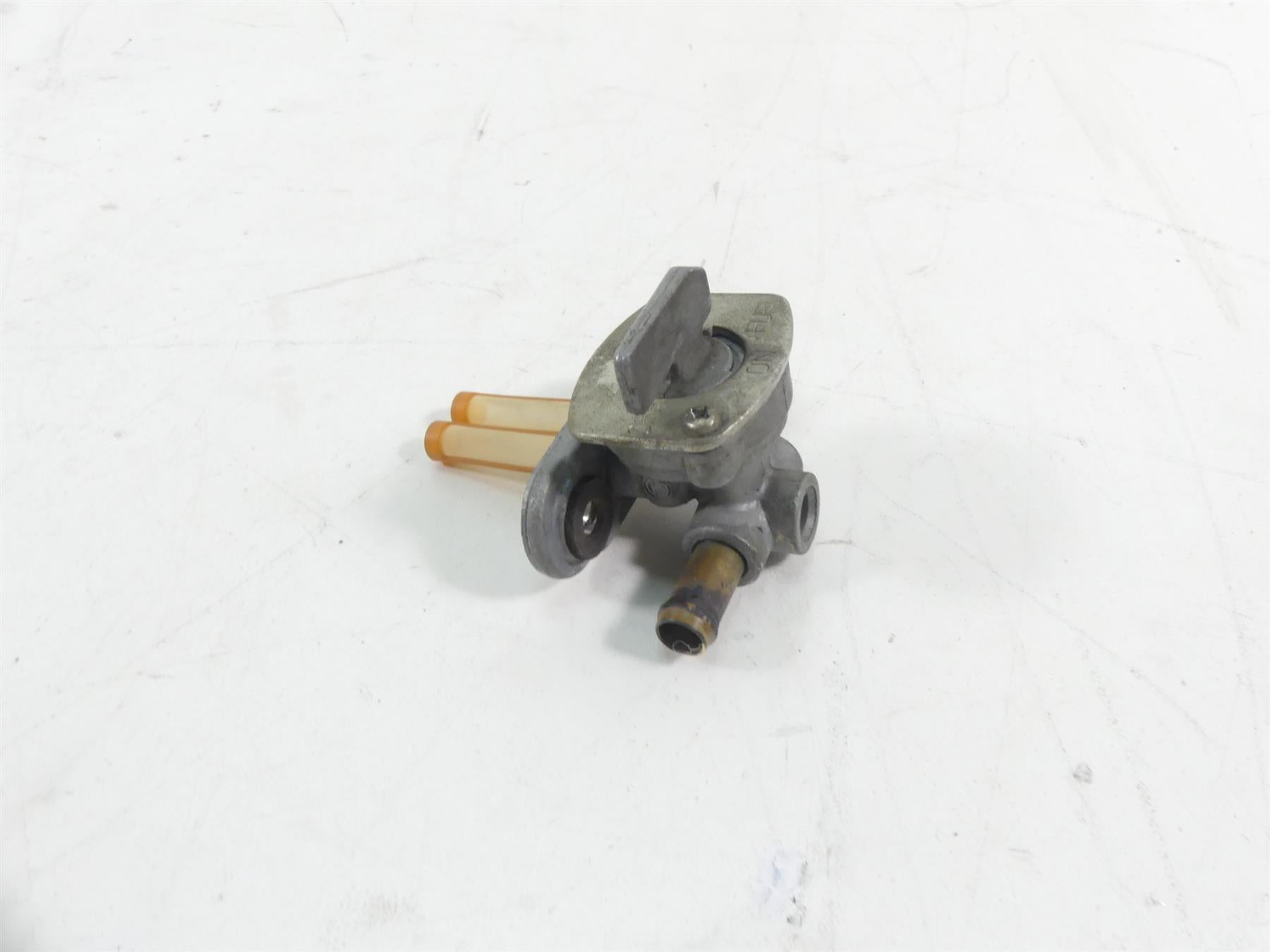 2007 Yamaha XVS1300 V-Star Oem Fuel Gas Petrol Valve Petcock 4JT-24500-20-00 {{ shop.shopifyCountryName }} - Mototech271