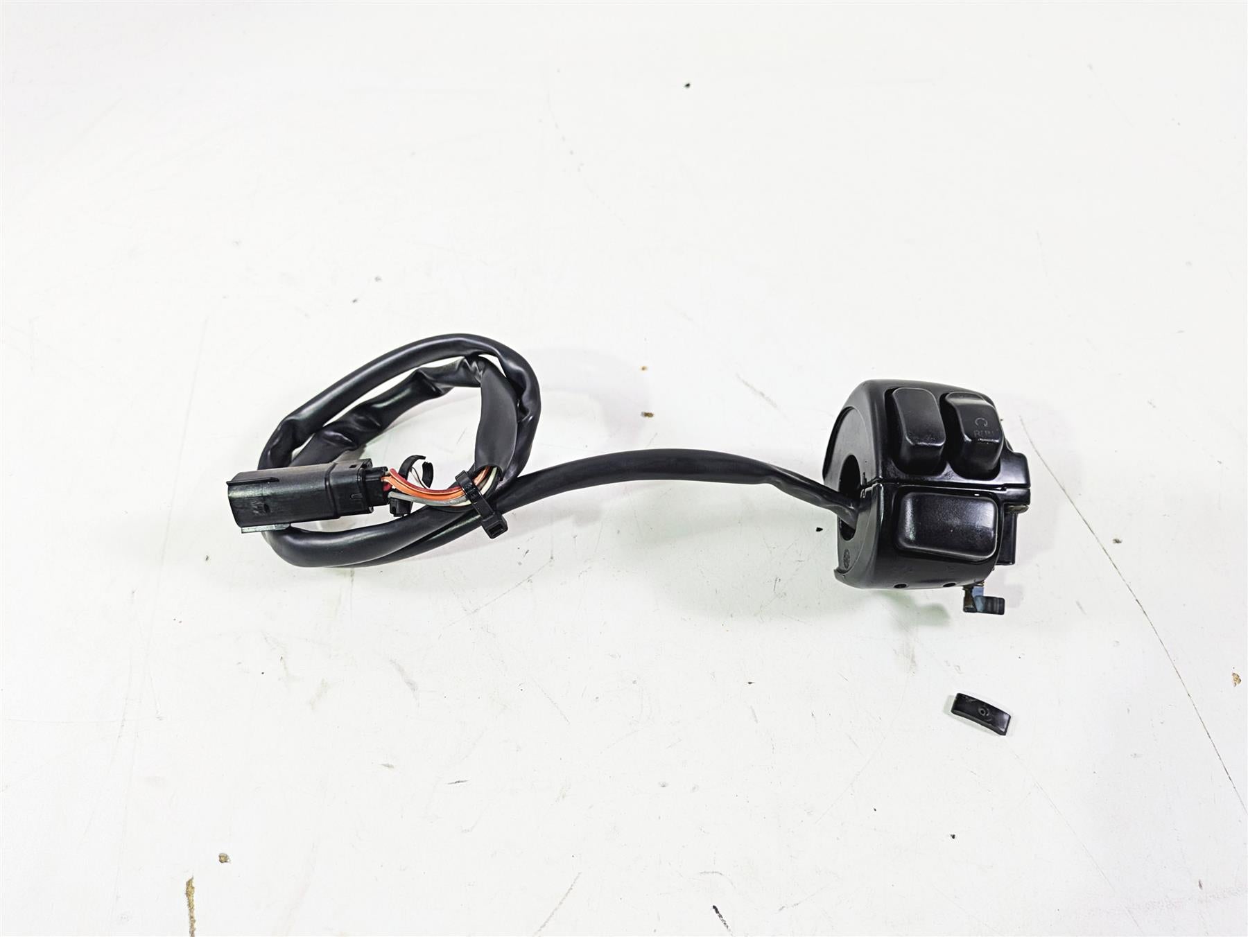 2008 Harley FLSTC 105TH Softail Heritage Right Hand Control Switch Read 71684-06 {{ shop.shopifyCountryName }} - Mototech271