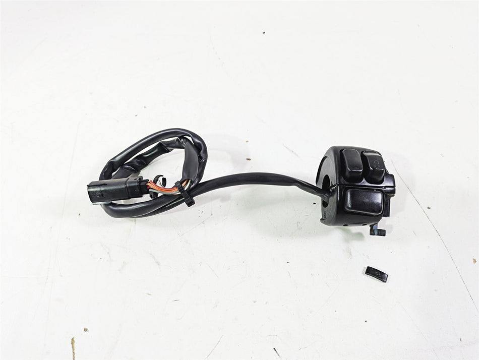 2008 Harley FLSTC 105TH Softail Heritage Right Hand Control Switch Read 71684-06 {{ shop.shopifyCountryName }} - Mototech271