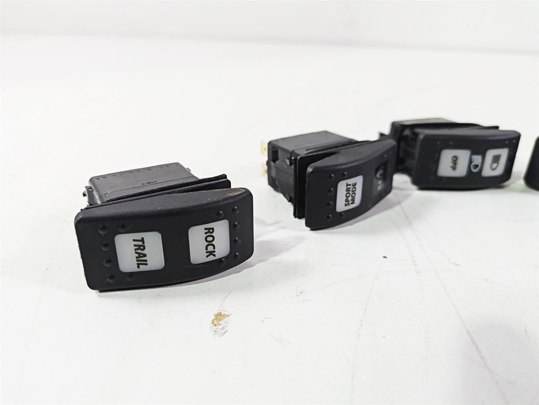 2018 Can Am Maverick X3 XRC Turbo R DPS Light Front Lock Switch 710004492 {{ shop.shopifyCountryName }} - Mototech271