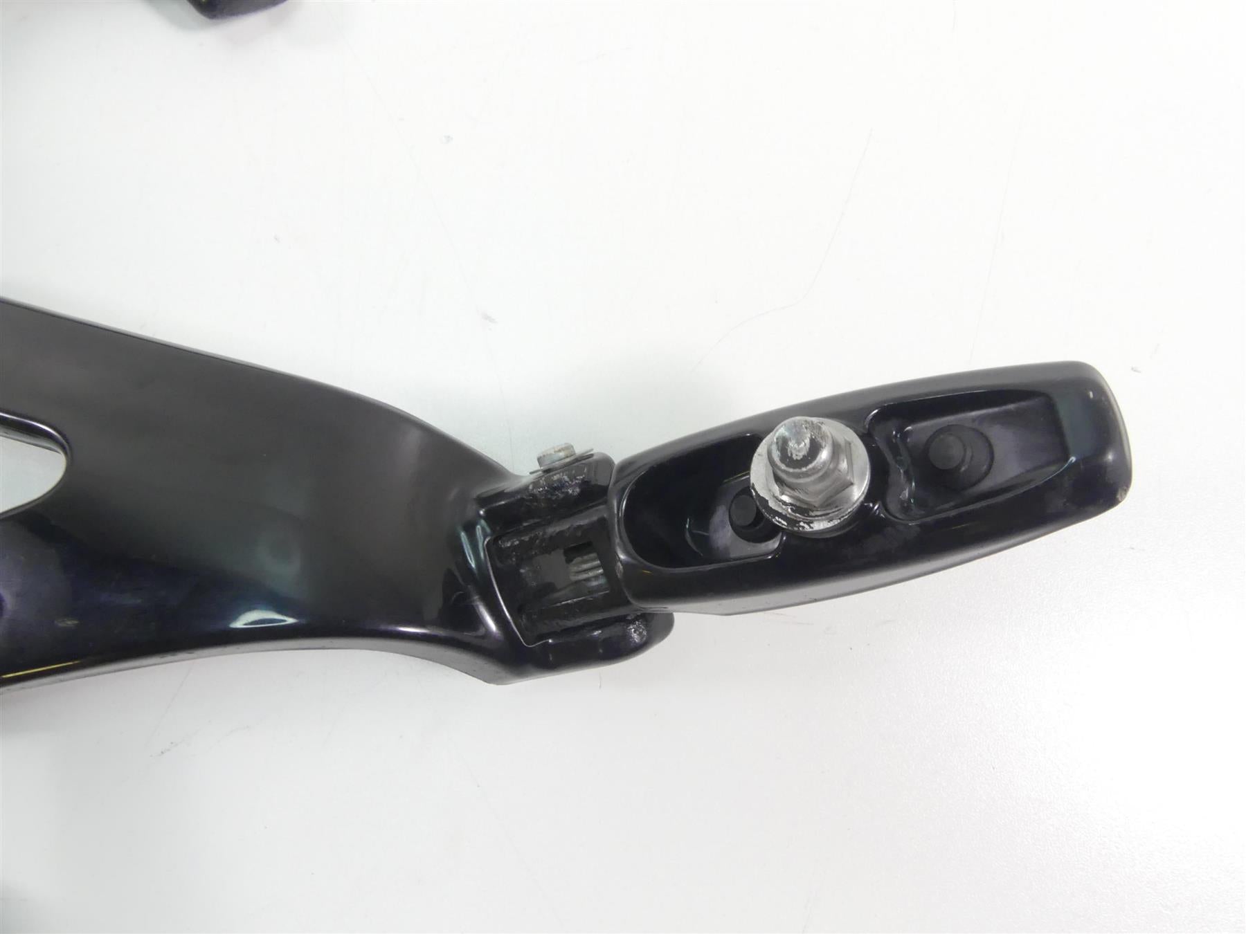2018 Harley Softail FXFB Fat Bob Right Rider Footpeg & Brake Pedal Set 50500746 {{ shop.shopifyCountryName }} - Mototech271