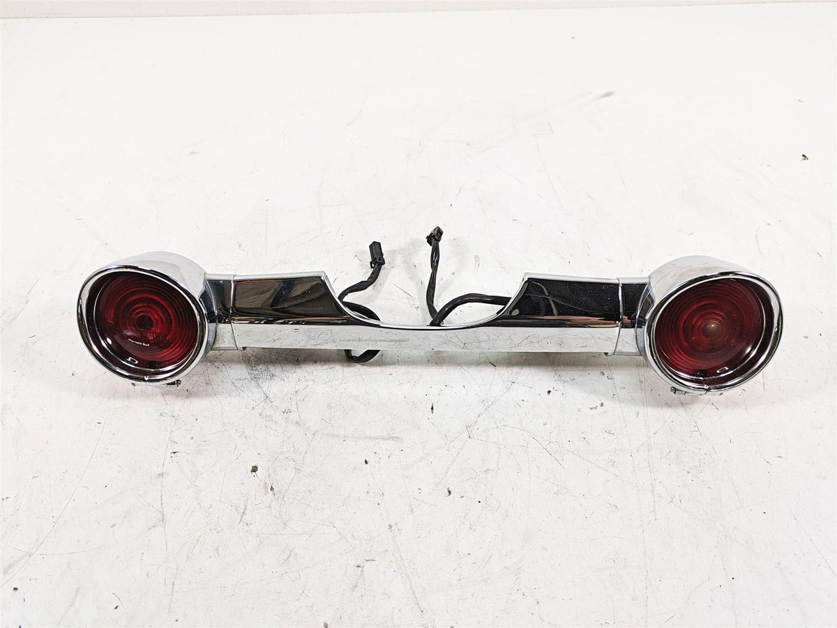 2010 Harley Touring FLHTCU Electra Glide Rear Blinker Turn Signal Bar 68510-74C {{ shop.shopifyCountryName }} - Mototech271
