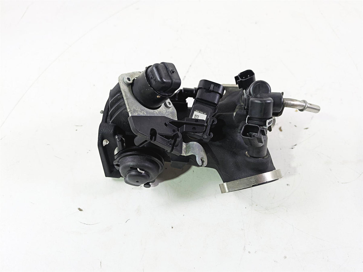 2015 Harley FXDL Dyna Low Rider Throttle Body Fuel Injectors 27708-10A {{ shop.shopifyCountryName }} - Mototech271