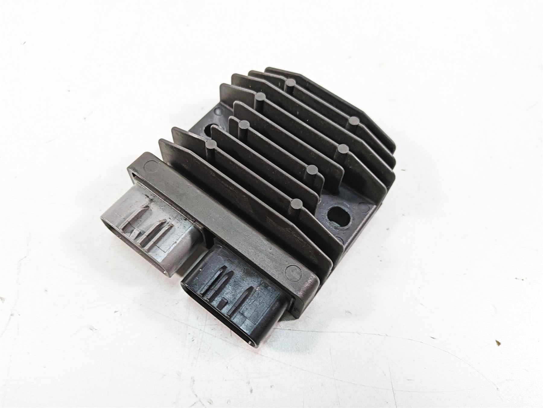 2015 BMW S1000RR K46 Rectifier Voltage Regulator FH020CA 12317718422 {{ shop.shopifyCountryName }} - Mototech271