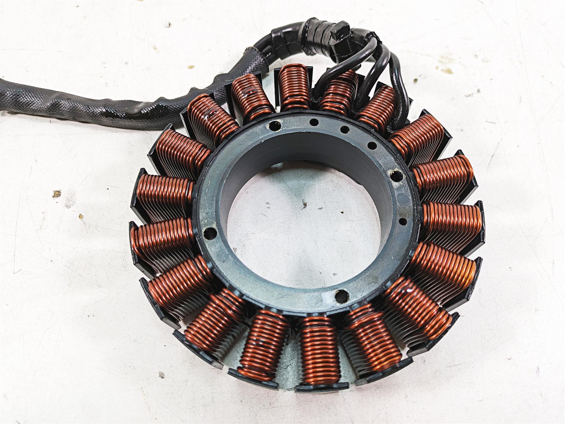 2010 Harley Touring FLHTCU Electra Glide Ignition Stator Alternator 29987-06D {{ shop.shopifyCountryName }} - Mototech271