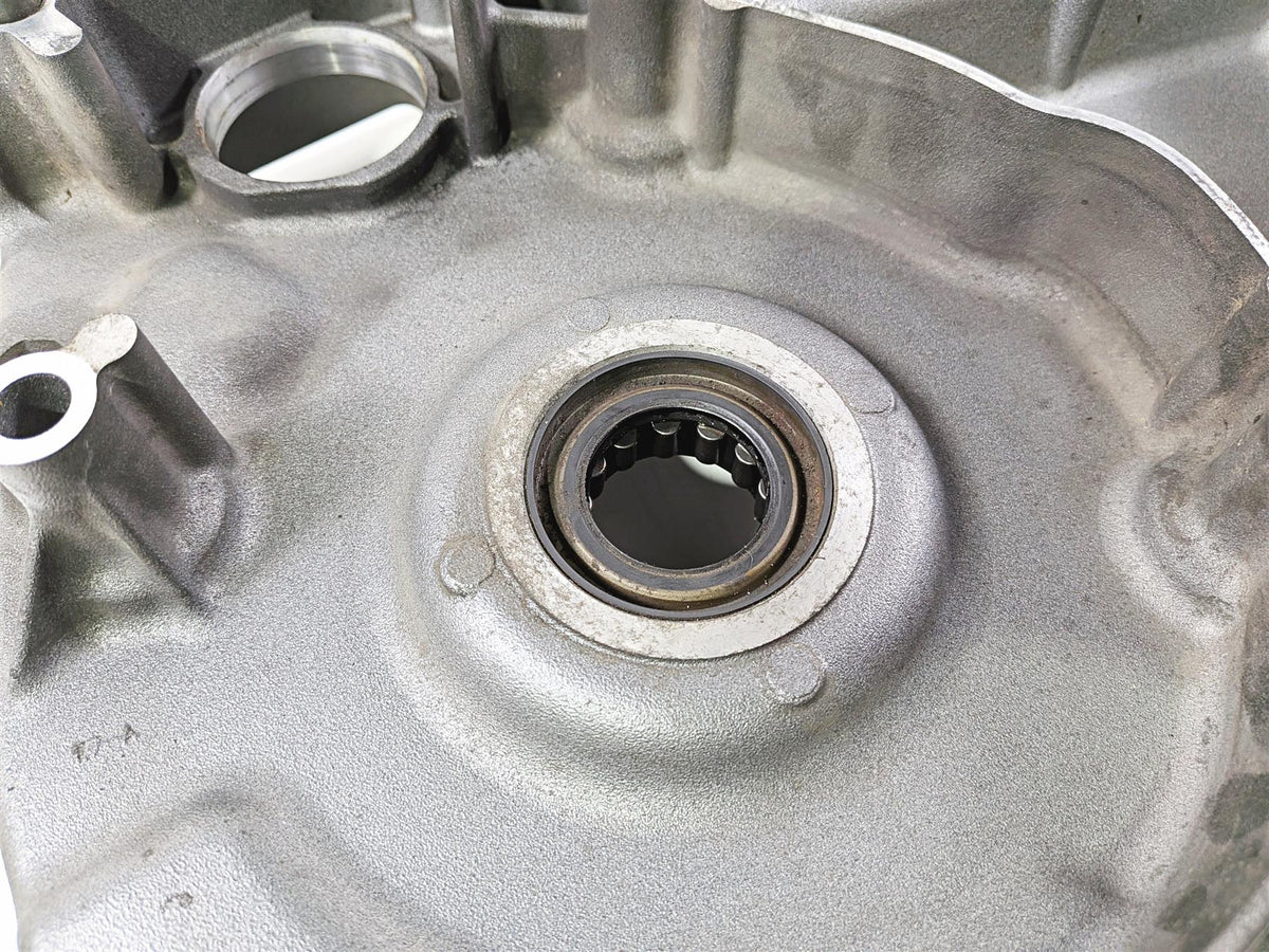 2011 Harley Touring FLHTCU CVO Electra Glide Inner Primary Drive Clutch Cover 60677-07-Mototech271