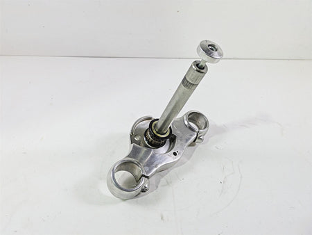 2020 Harley Softail FXST Standard Lower Triple Tree Steering Clamp 45900299 {{ shop.shopifyCountryName }} - Mototech271