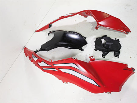 2017 BMW F800GS Adv K75 Upper Tank Cover Fairing in Racingred 46638563897 {{ shop.shopifyCountryName }} - Mototech271