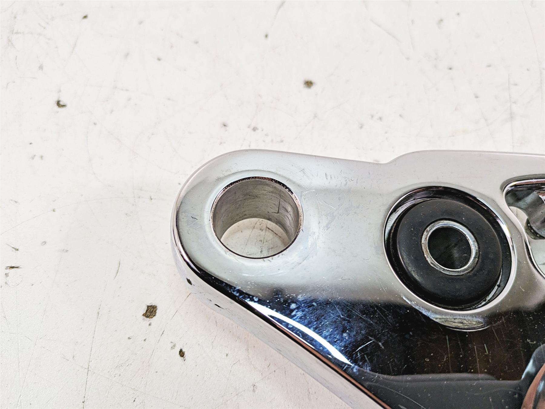 2009 Harley FXCWC Softail Rocker C Upper Triple Tree Steering Clamp 46637-08 {{ shop.shopifyCountryName }} - Mototech271