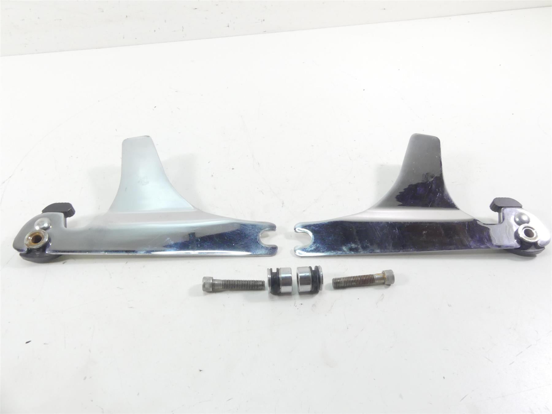 2004 Harley FXDWGI Dyna Wide Glide Passenger Backrest Sissy Bar Mounts 52655-02 {{ shop.shopifyCountryName }} - Mototech271