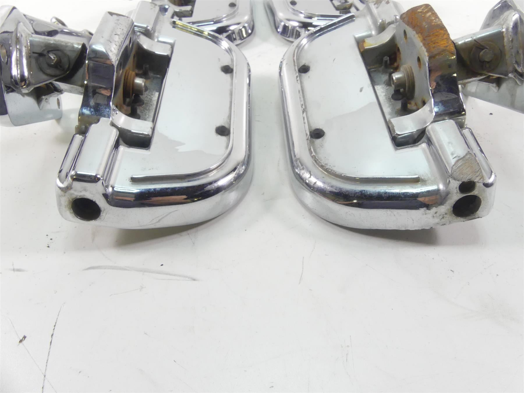 2007 Honda VT1100 C Shadow Spirit Kuryakyn Front Rear Floor Board Set 4351 8818 {{ shop.shopifyCountryName }} - Mototech271