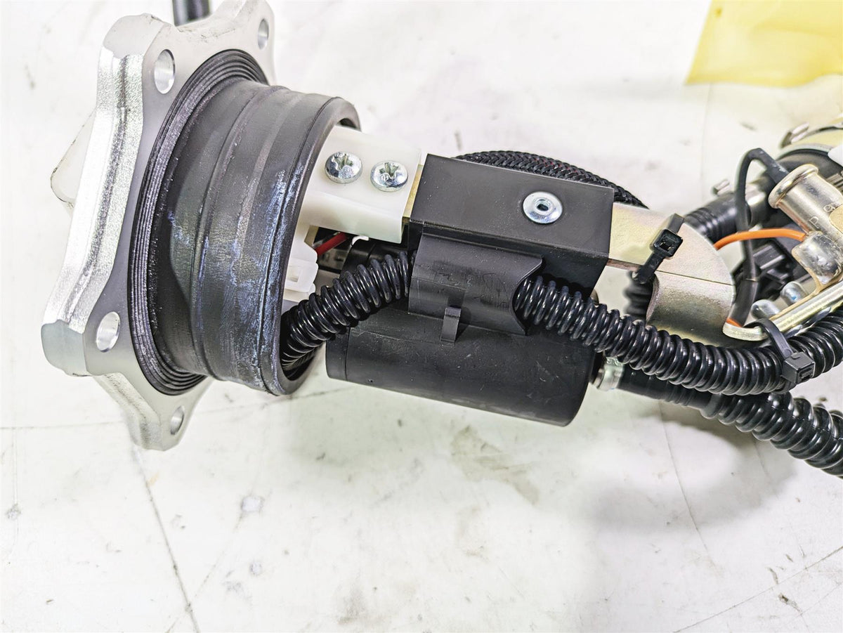 2022 MV Agusta F3 800 Rosso Fuel Gas Petrol Pump -Tested 8000C8724 {{ shop.shopifyCountryName }} - Mototech271