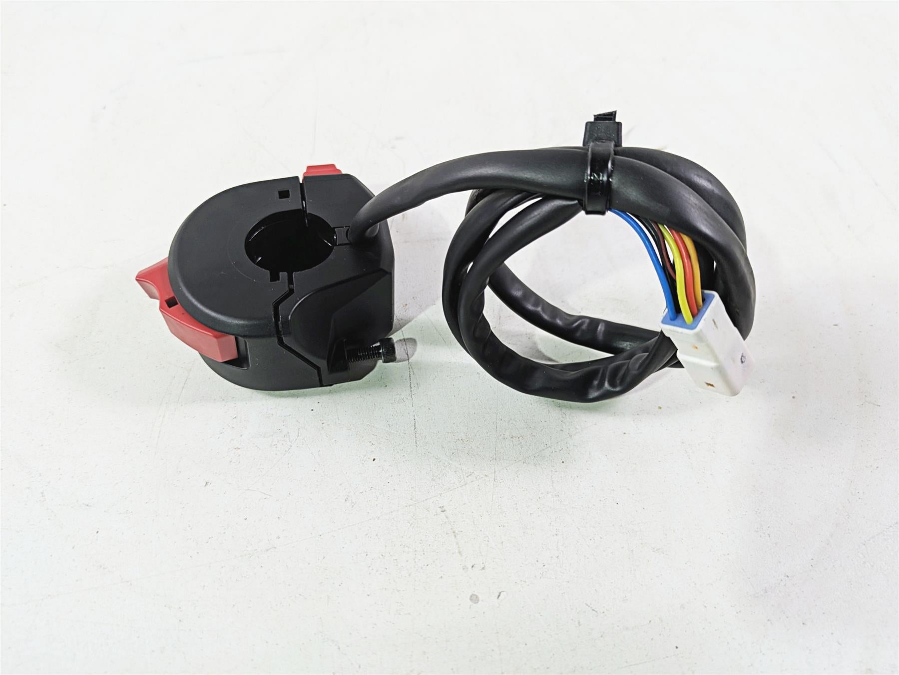 2022 Ducati Scrambler Desert Sled Right Hand Start Stop Control Switch 65010241D {{ shop.shopifyCountryName }} - Mototech271
