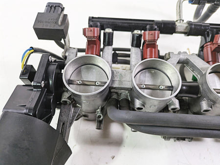 2008 Suzuki GSXR600 Mikuni Throttle Bodies Body Set 14K Tested 3406-37H01 {{ shop.shopifyCountryName }} - Mototech271
