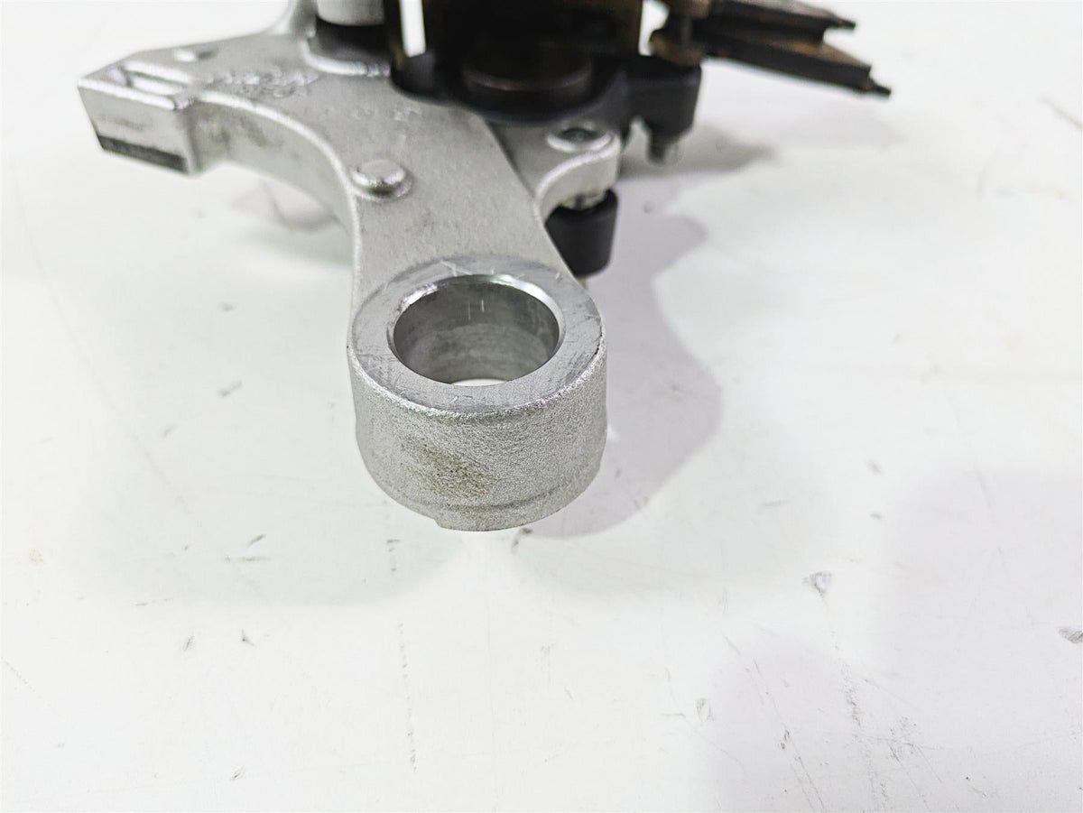 2017 Honda CBR600RR Rear Nissin Brake Caliper & Bracket 43150-MFJ-D01 {{ shop.shopifyCountryName }} - Mototech271