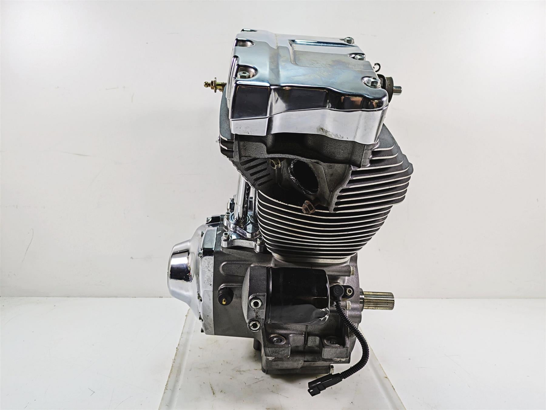 2009 Harley Dyna FXDFSE CVO Fat Bob Runnin 110ci SE Engine - Video 19839-10C {{ shop.shopifyCountryName }} - Mototech271