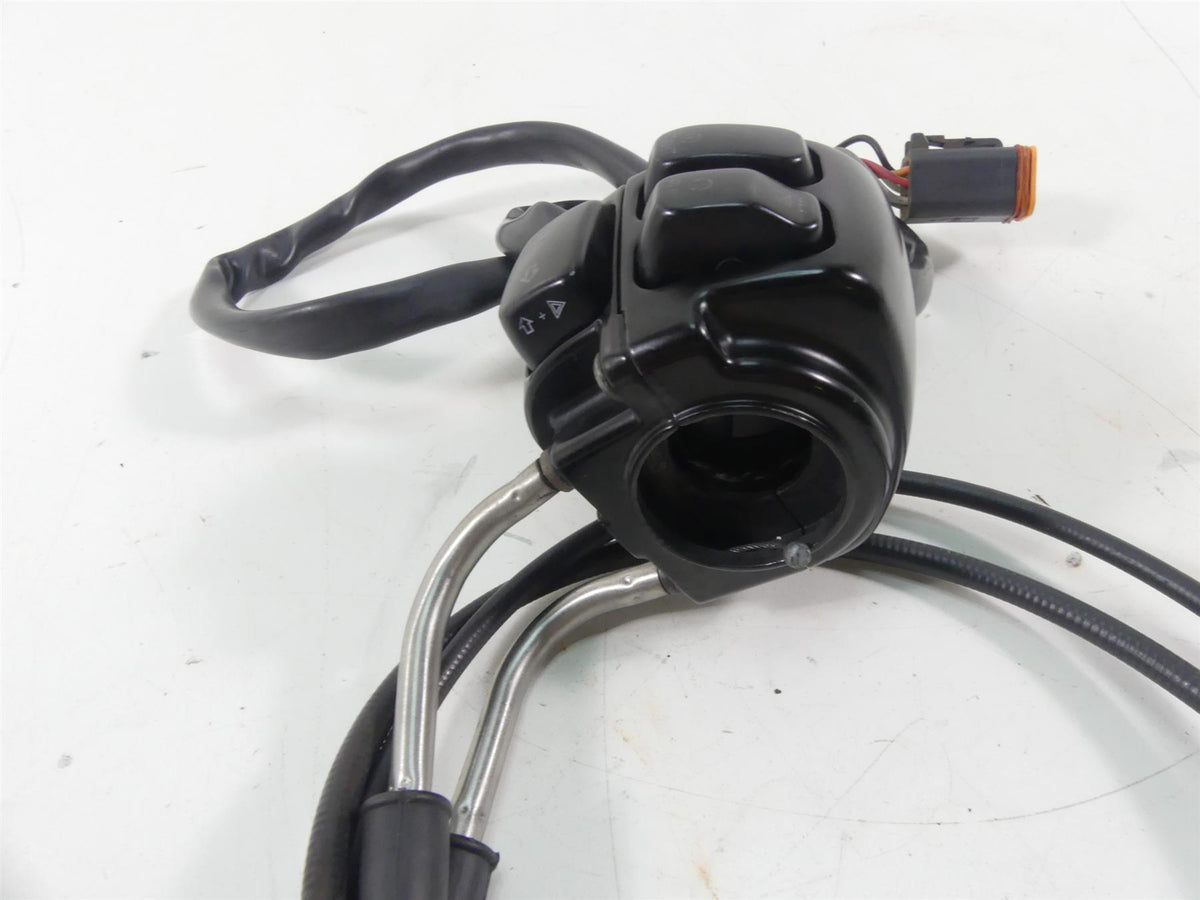 2004 Harley Softail FLSTFI Fat Boy Right Control Switch Start Stop 71684-06A {{ shop.shopifyCountryName }} - Mototech271