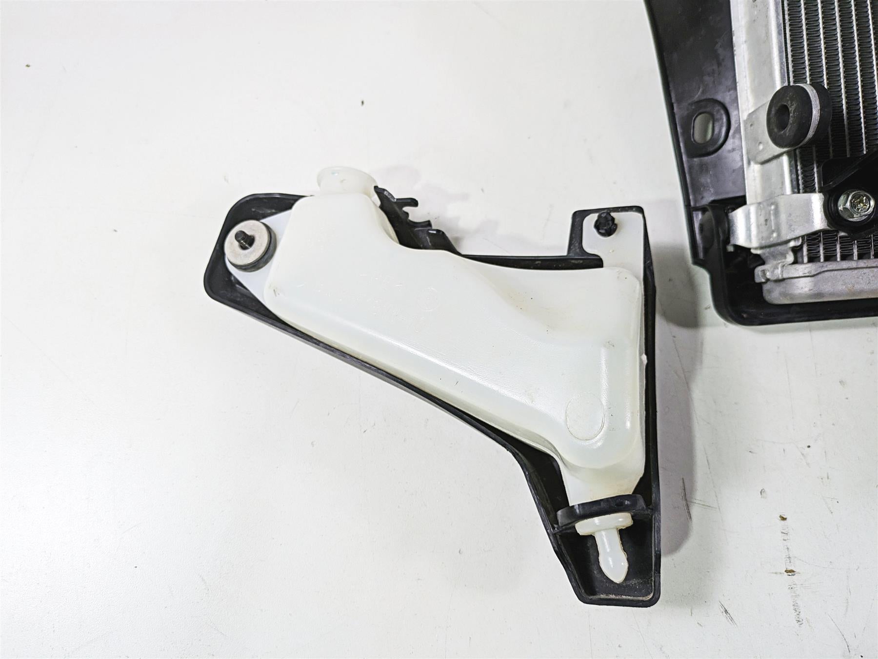 2021 Yamaha Tenere 700 XTZ7 Radiator Fan Reservoir Hoses Covers BW3-12461-00-00 {{ shop.shopifyCountryName }} - Mototech271