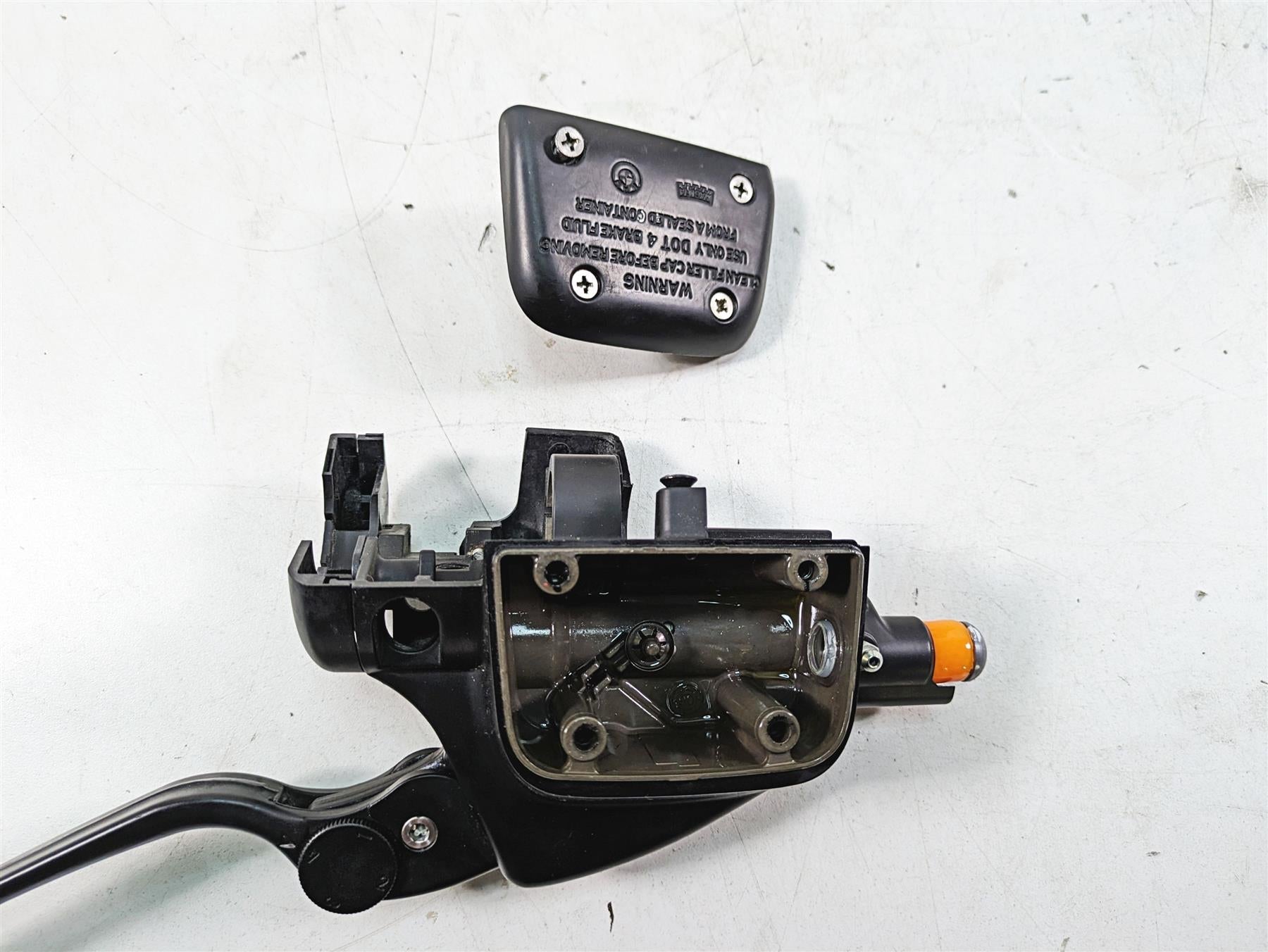 2007 BMW R1200RT K26 Magura Front Brake Master Cylinder D=16mm 32727708444 {{ shop.shopifyCountryName }} - Mototech271