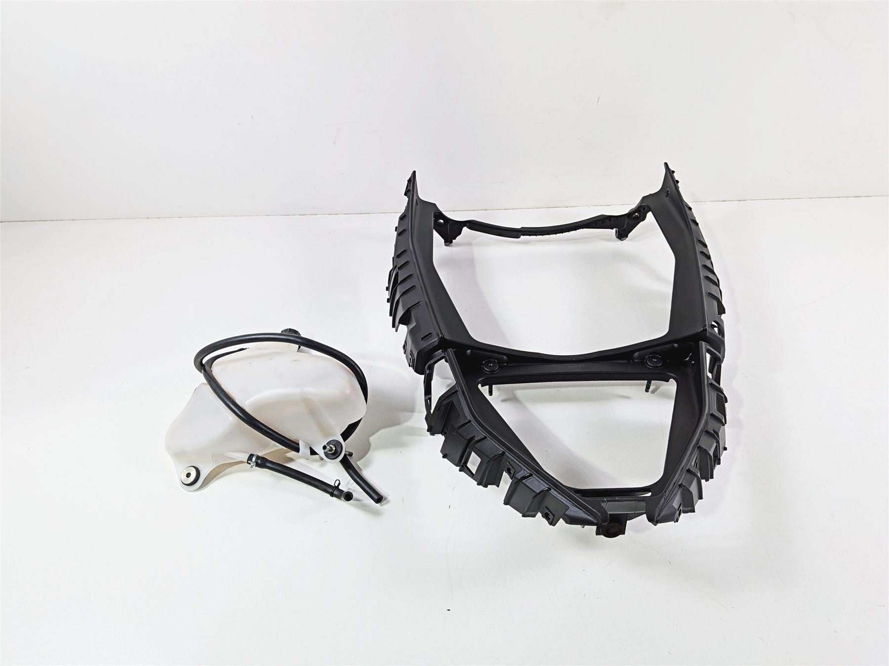 2023 Ducati Streetfighter V4 Radiator Shroud & Reservoir 48411672B-Mototech271