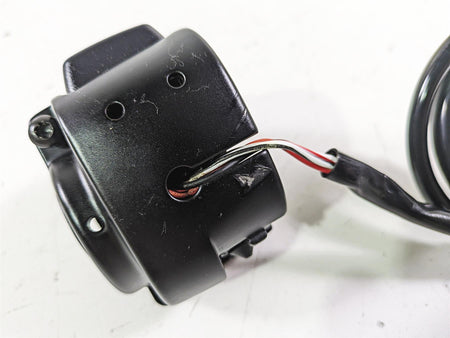 2021 Harley Softail FLSL Slim Left Hand Control Switch 71500292 {{ shop.shopifyCountryName }} - Mototech271